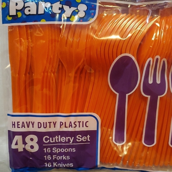 Orange Heavy Duty Plastic Cutlery Set - Picture 2 of 3